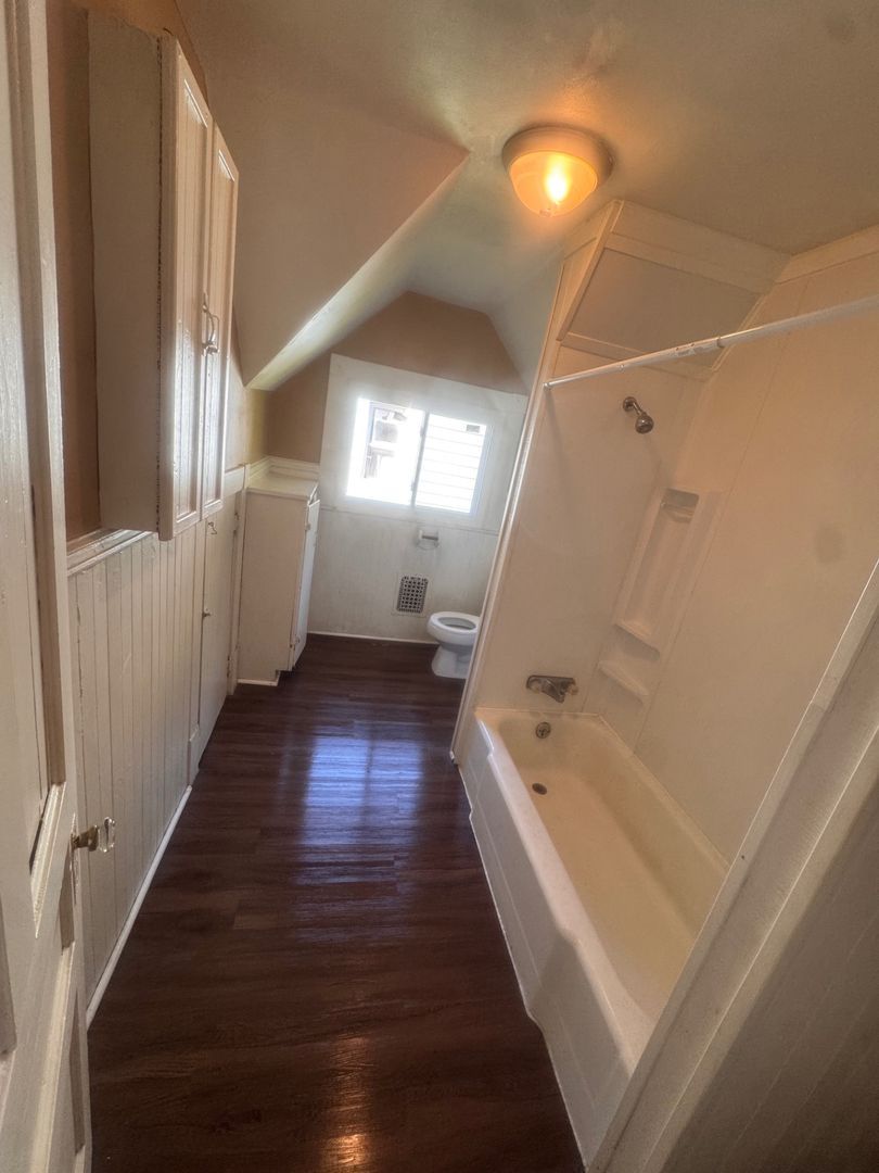 691 S Irvine Ave unit 1 – photo 5