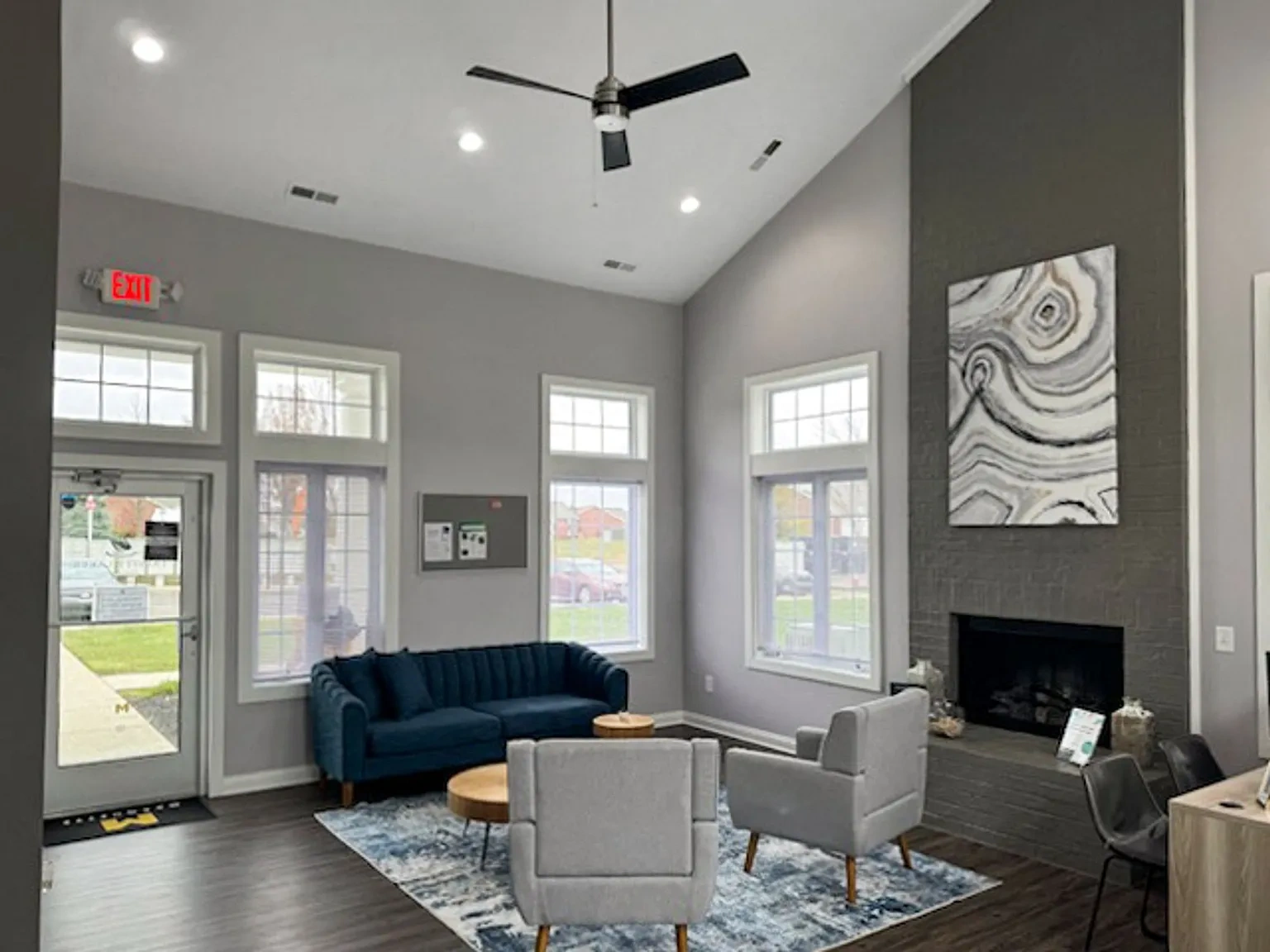 Trinity Lakes Apartments – photo 5
