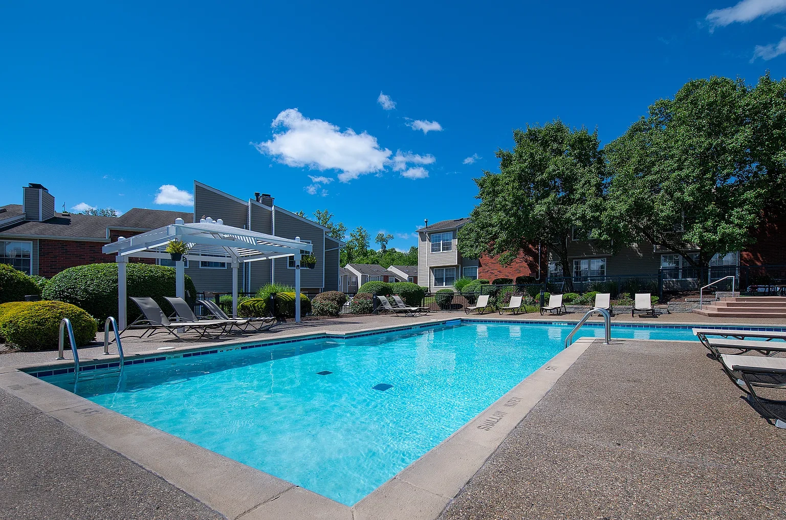 Chestnut Ridge Apartments – photo 3