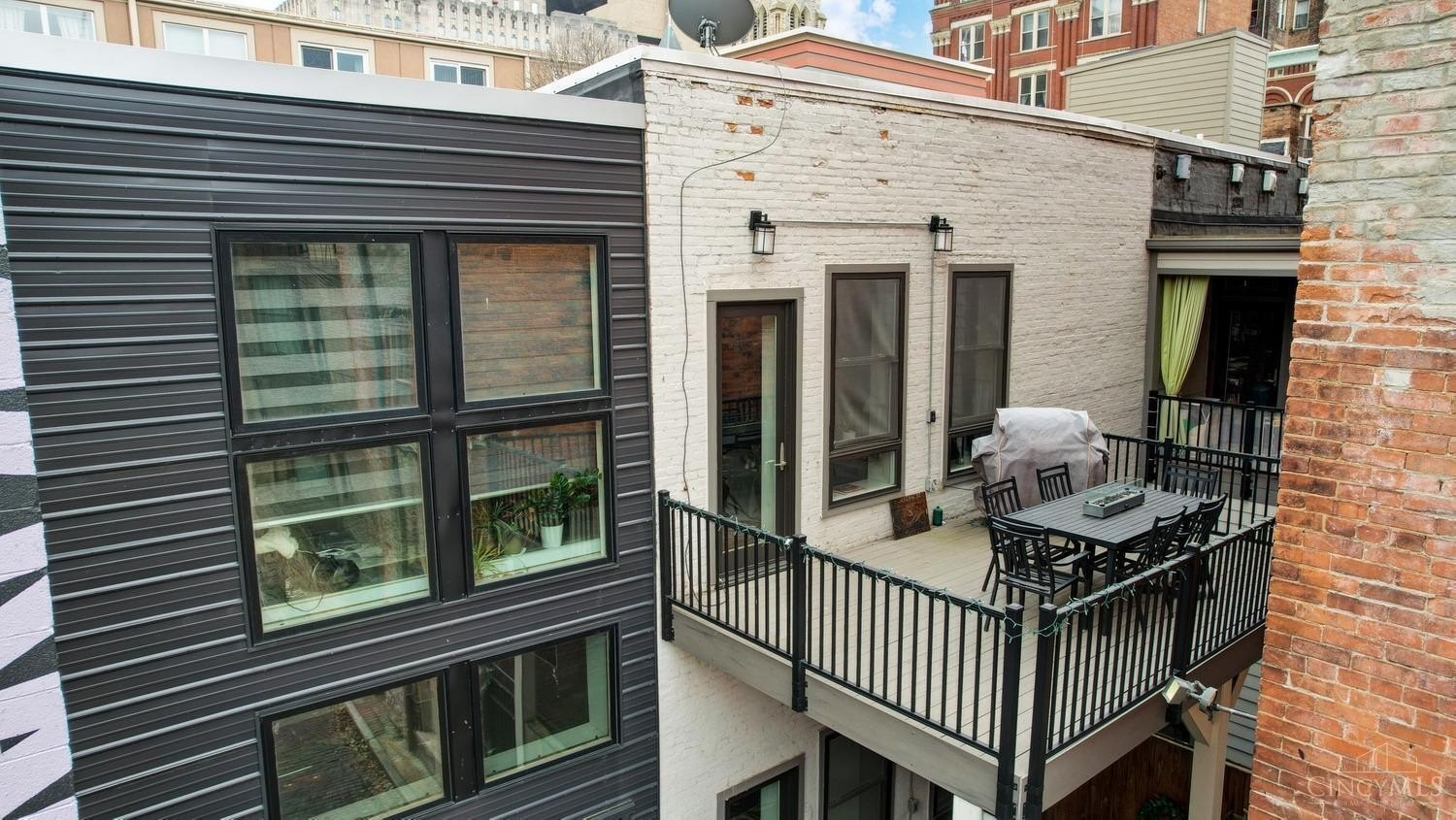 808 Elm St #2C – photo 5