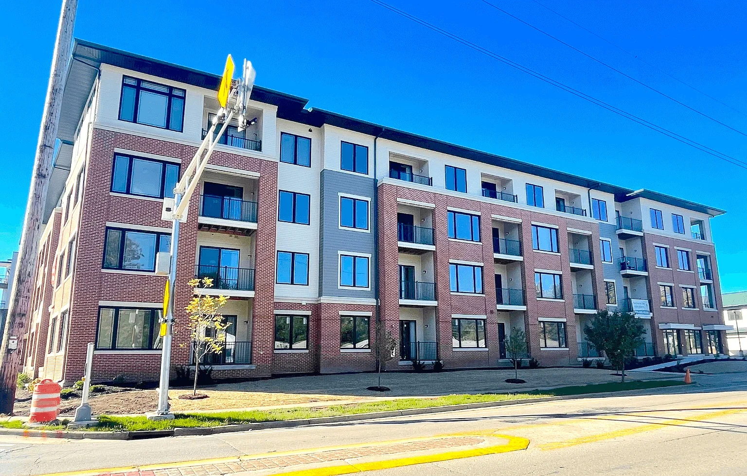 The Madisonian Senior Apartments – photo 2