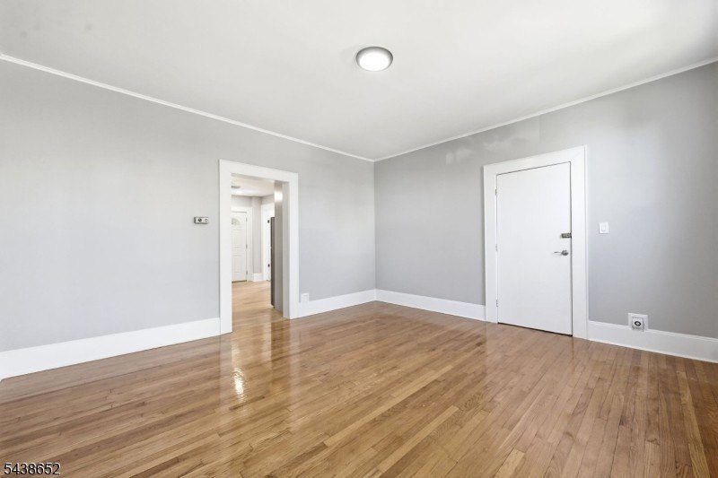508 2nd St #2 – photo 4
