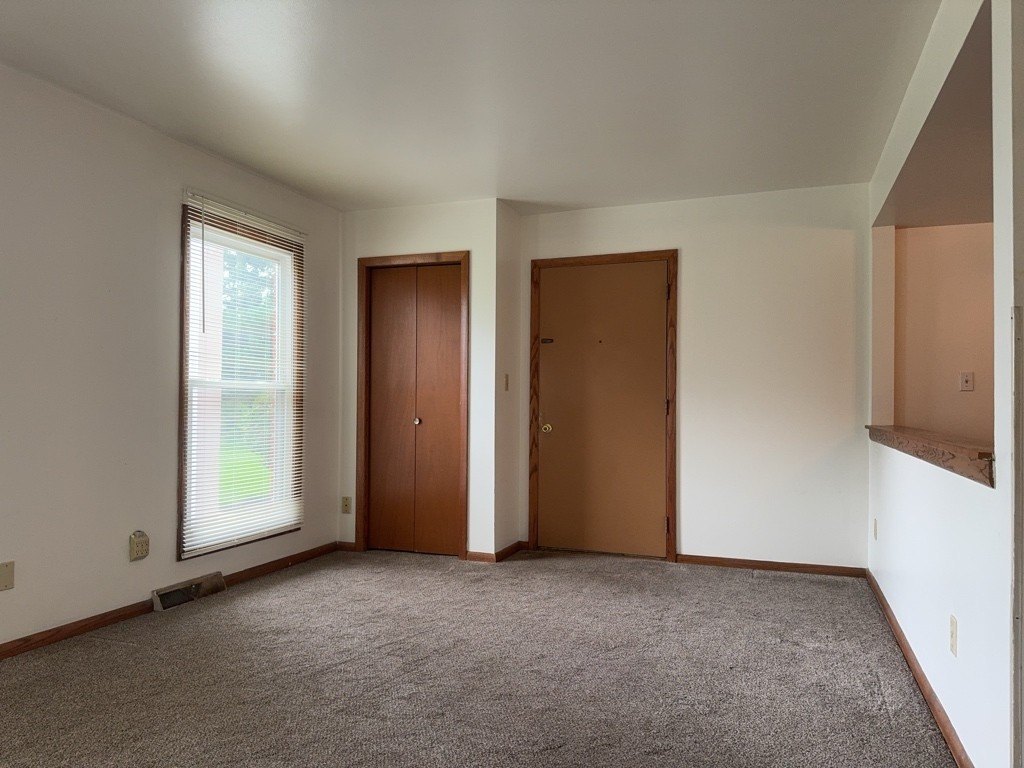 418 Beloit St #9 – photo 4