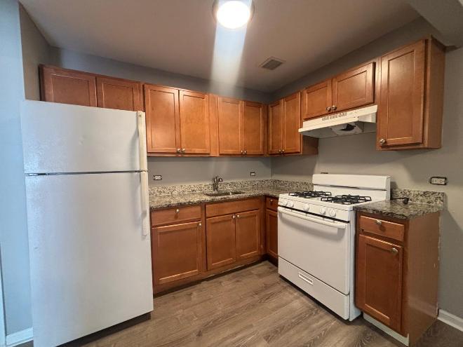 3331 Commercial Ave unit # SOUTH – photo 3