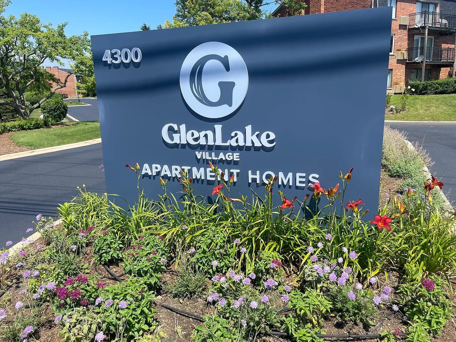 GlenLake Village – photo 1