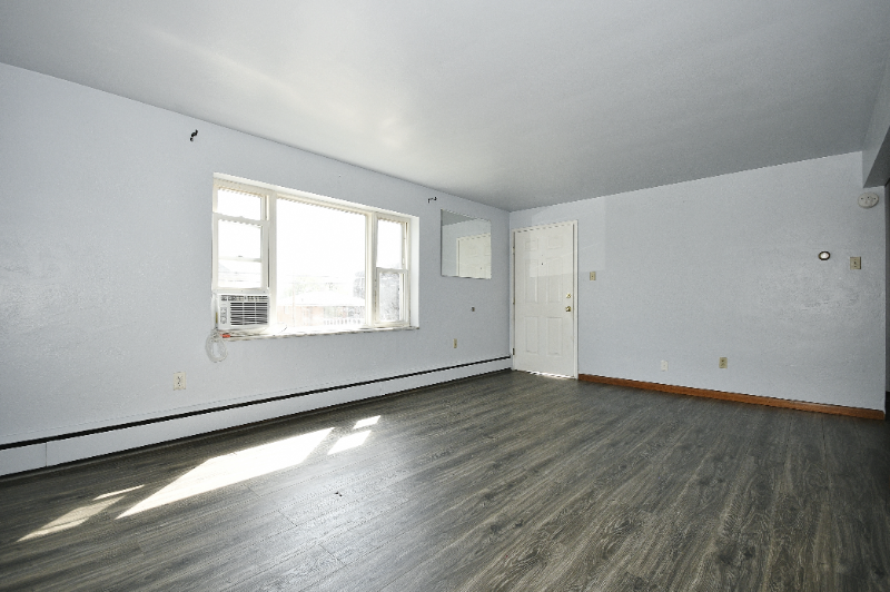 2236 Brownsville Rd – photo 3