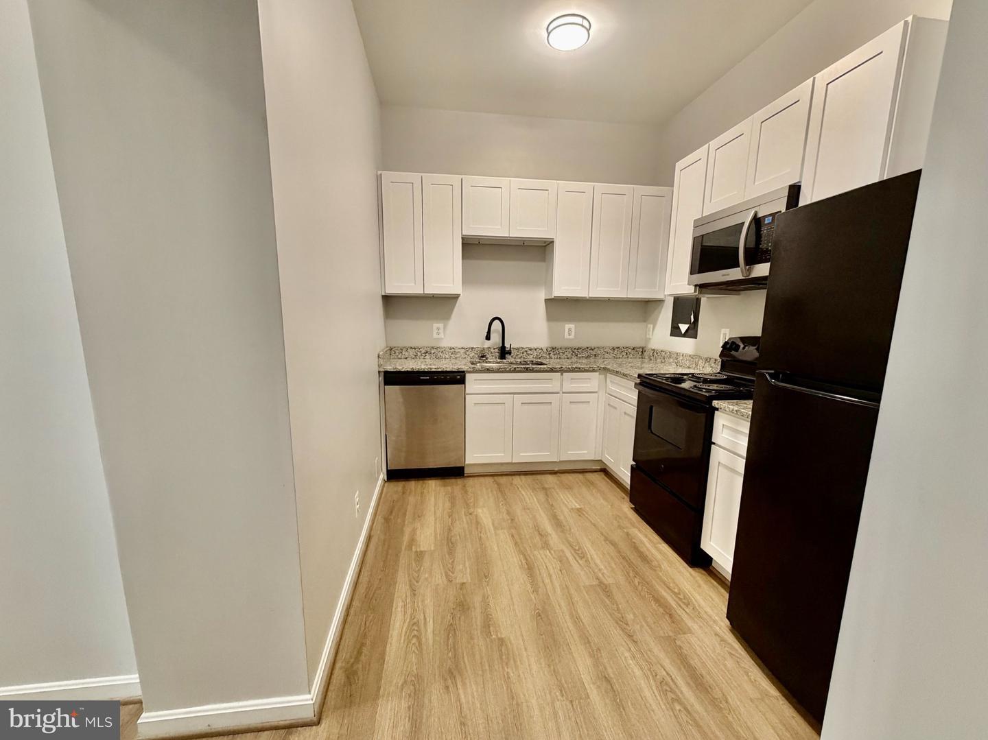 17476 Piney Point Rd unit 4 – photo 5
