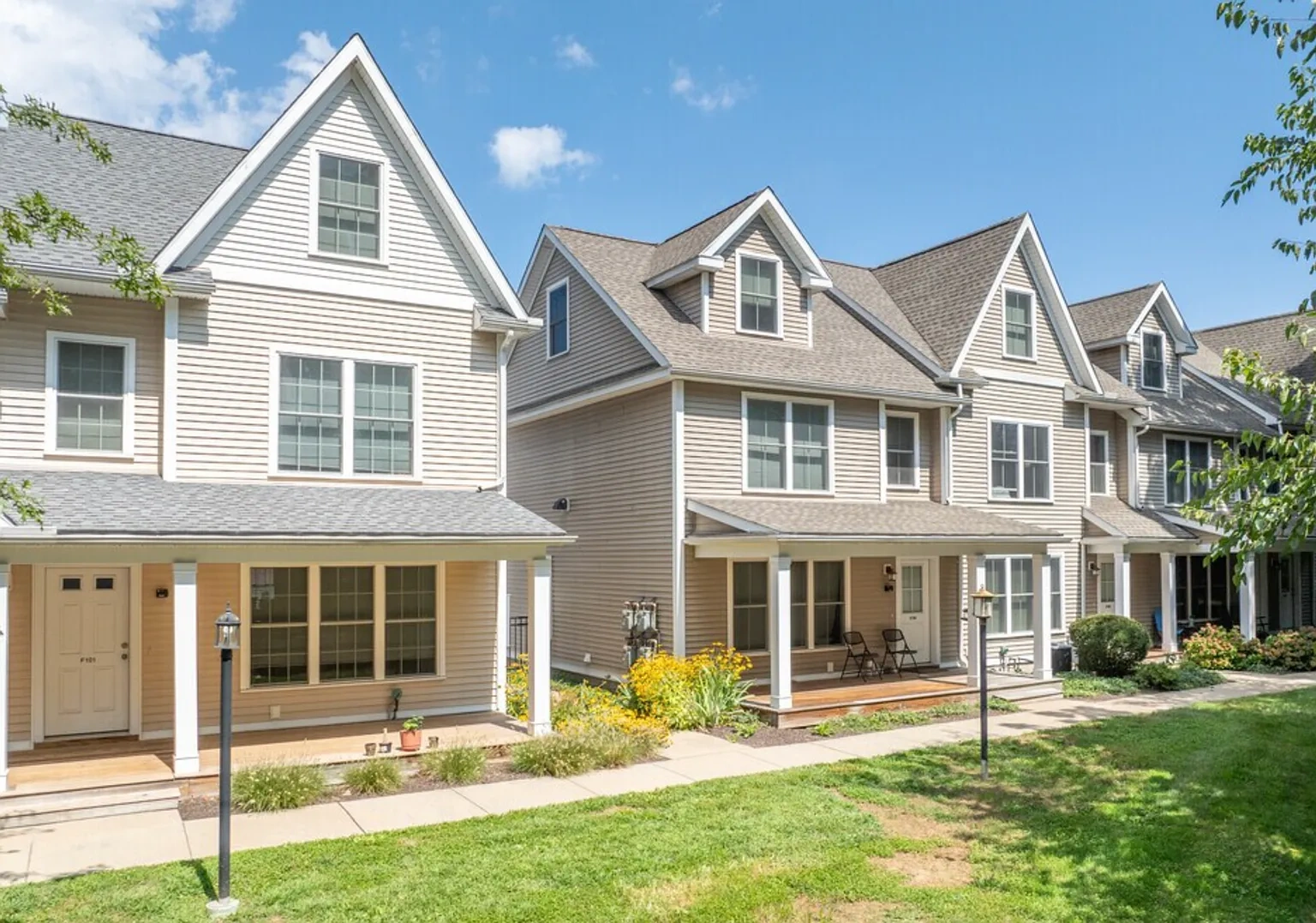 Summerview Square – photo 2