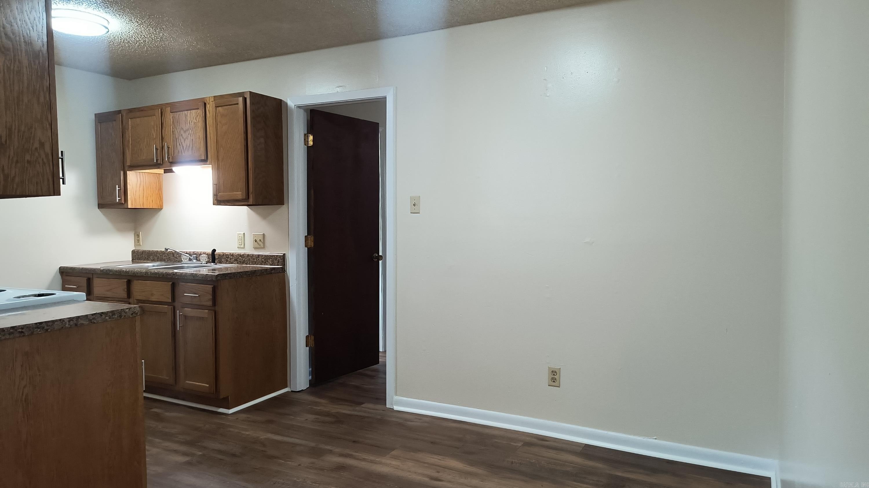 3720 Miramar Dr – photo 4
