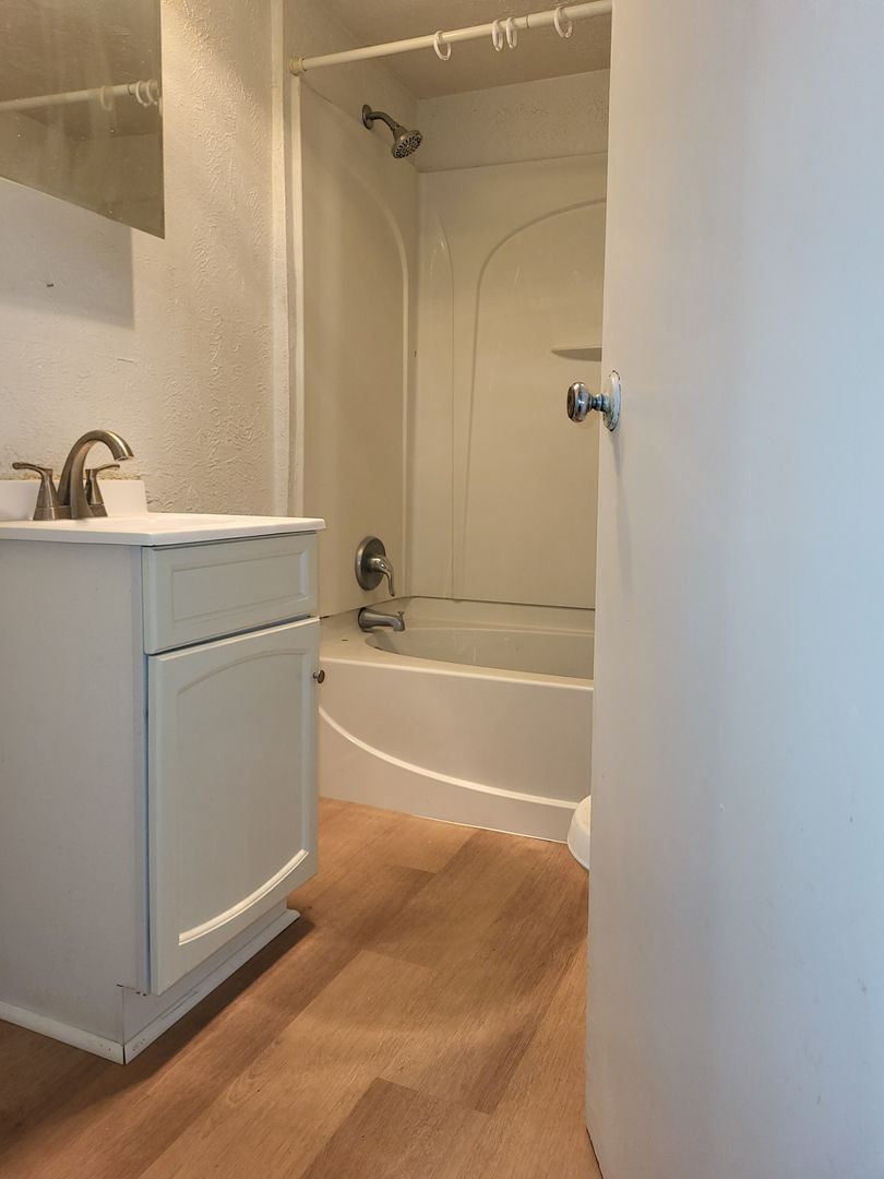 7543 Melrose St unit 3rd Floor – photo 5