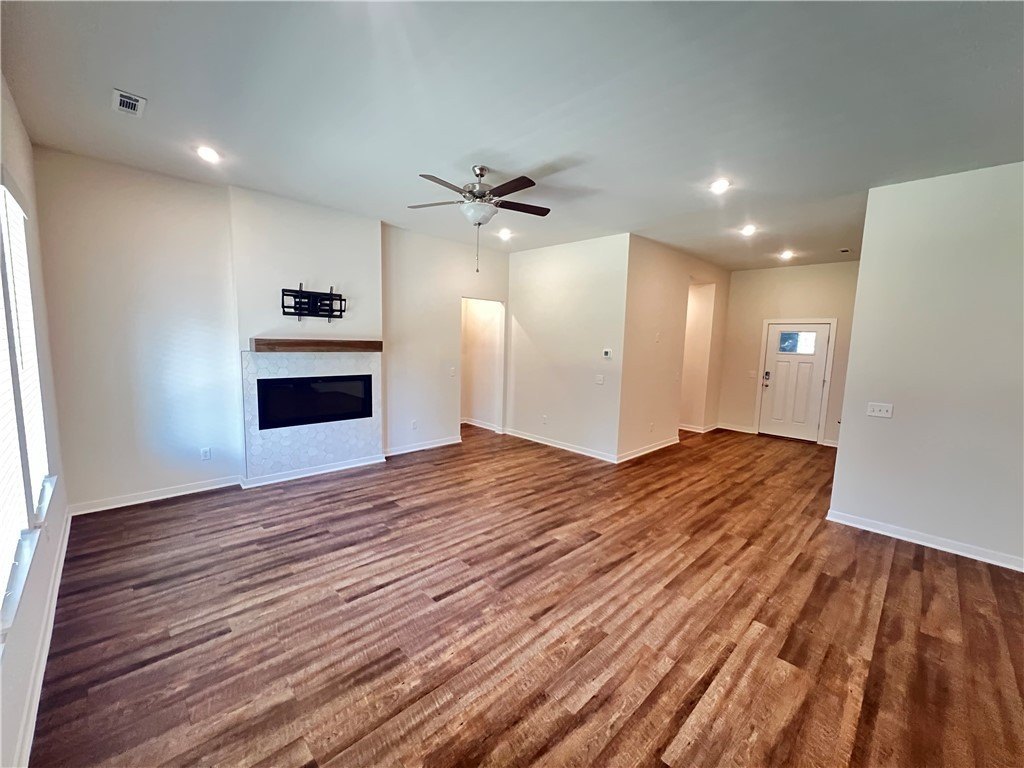 522 W Branta St – photo 5