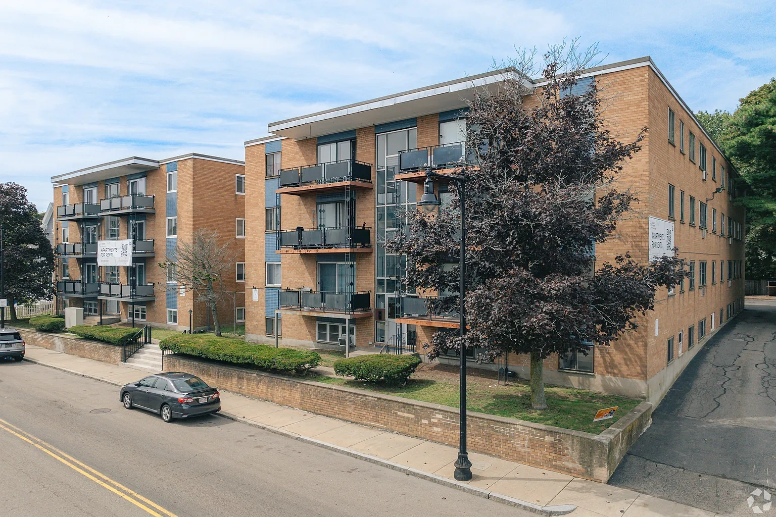 1037-1045 River Street – photo 3