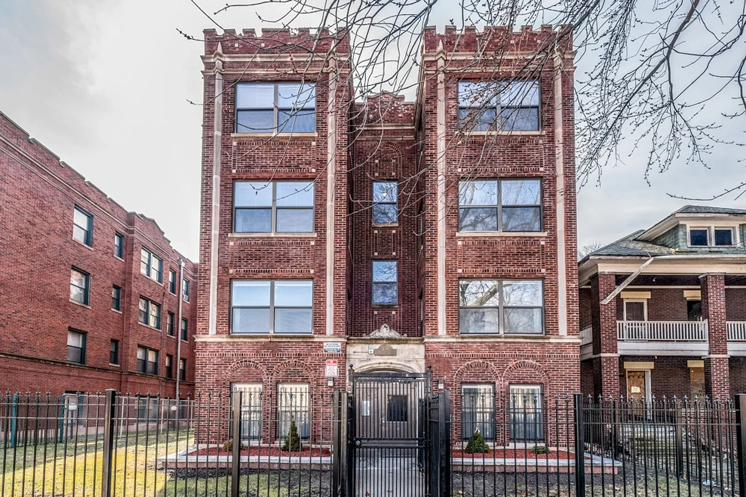 136 E 155th – photo 2
