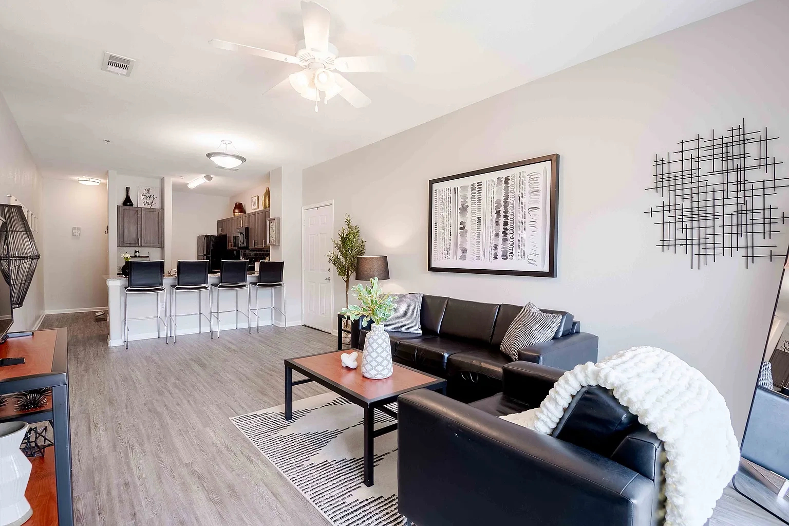 Outpost at Waco - Pricing Per Room – photo 2