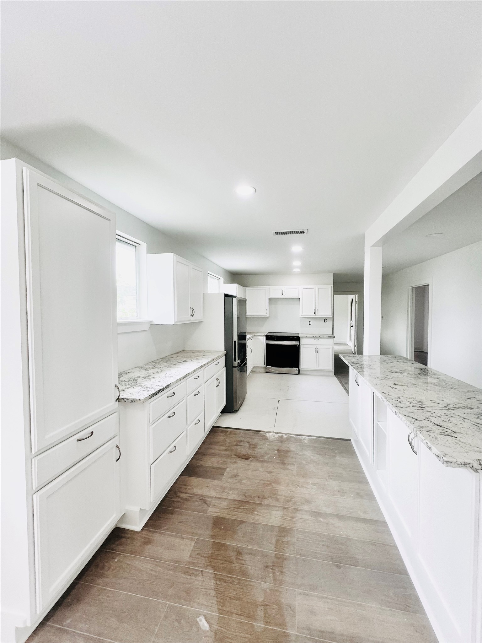 1713 Winter St – photo 5
