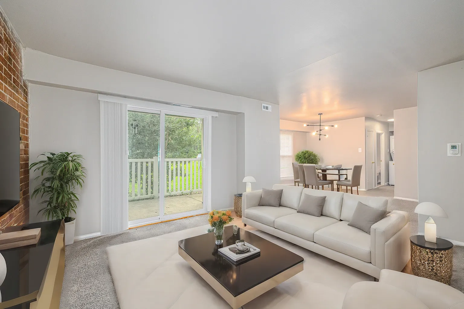 Edgewater Manor – photo 4