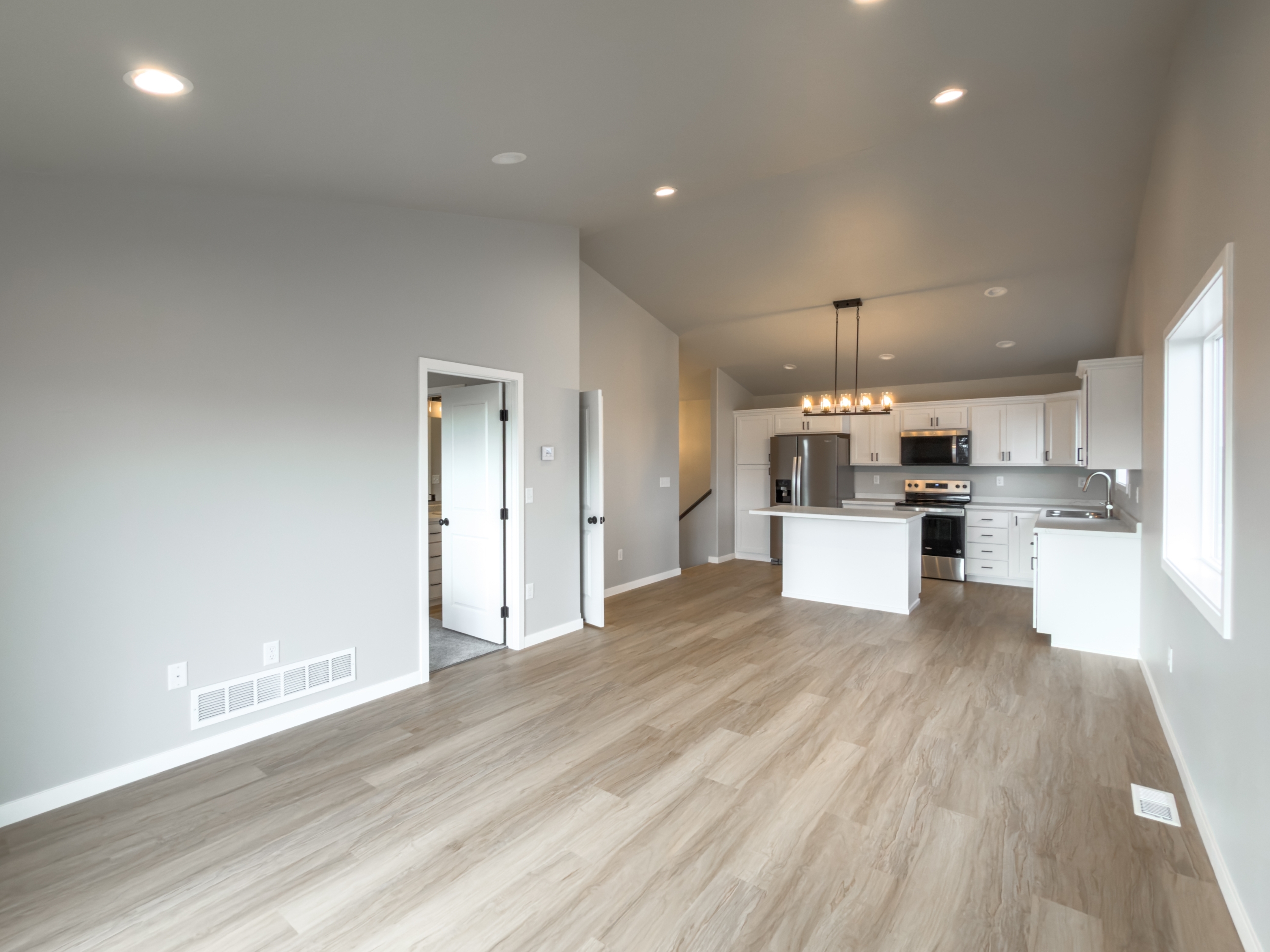3719 33rd St S – photo 5