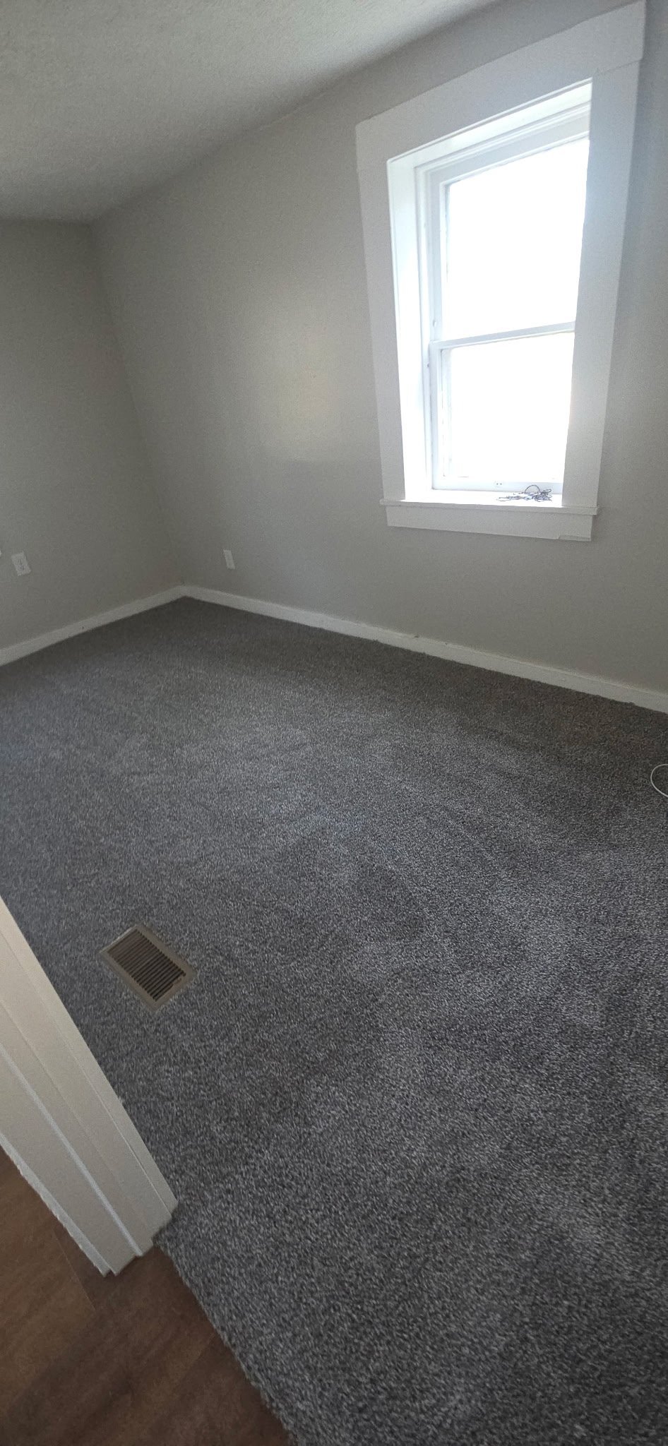 412 S 2nd St – photo 2