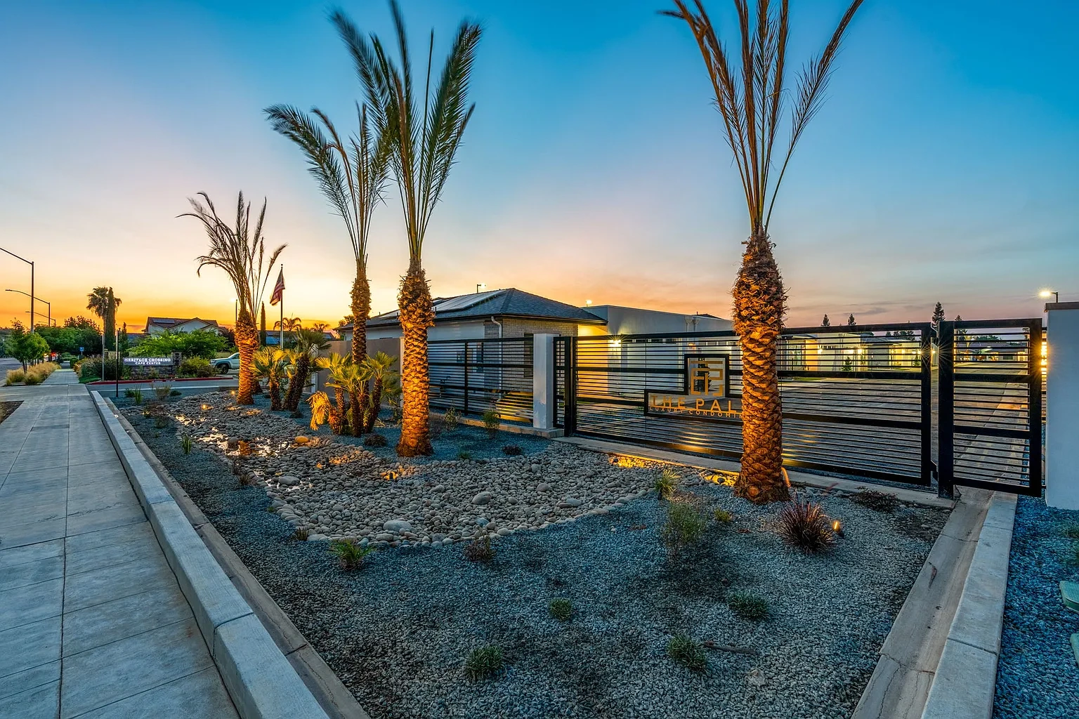 The Palms Luxury Condominiums – photo 1