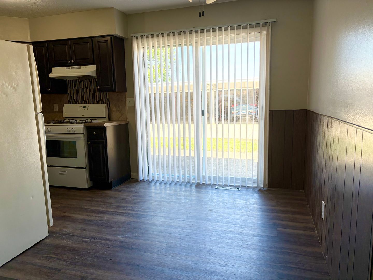 1620 Bryan St unit D – photo 3