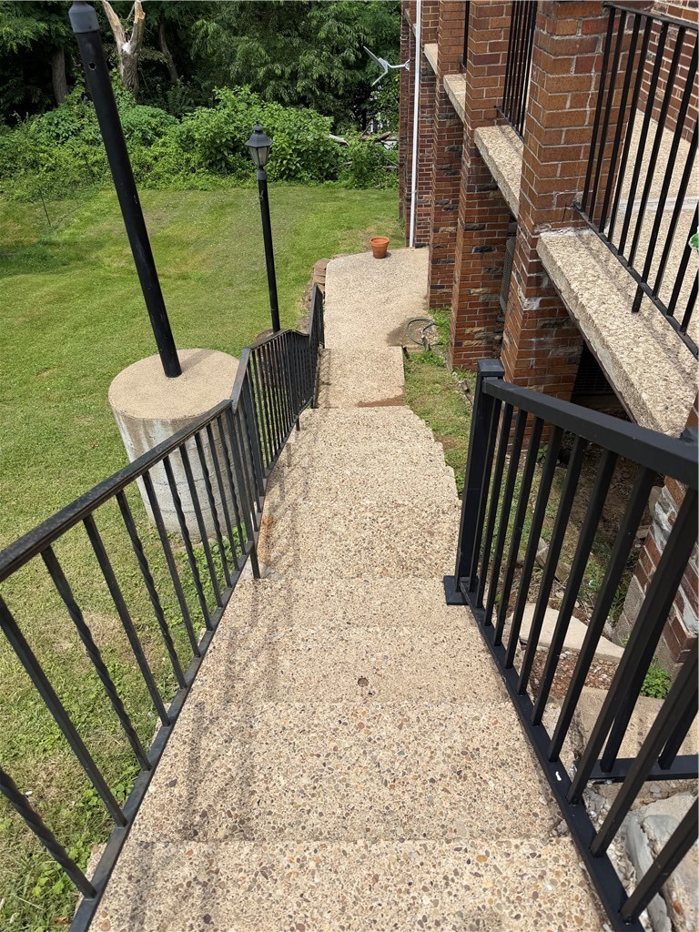 735 Athalia St unit 1 – photo 2