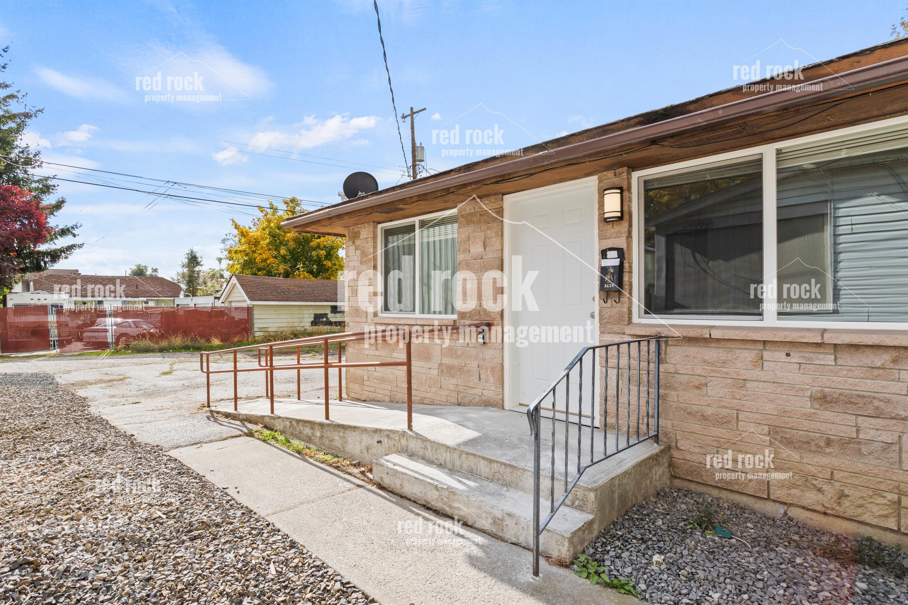 2424 E Diamond Ave unit 1 – photo 3