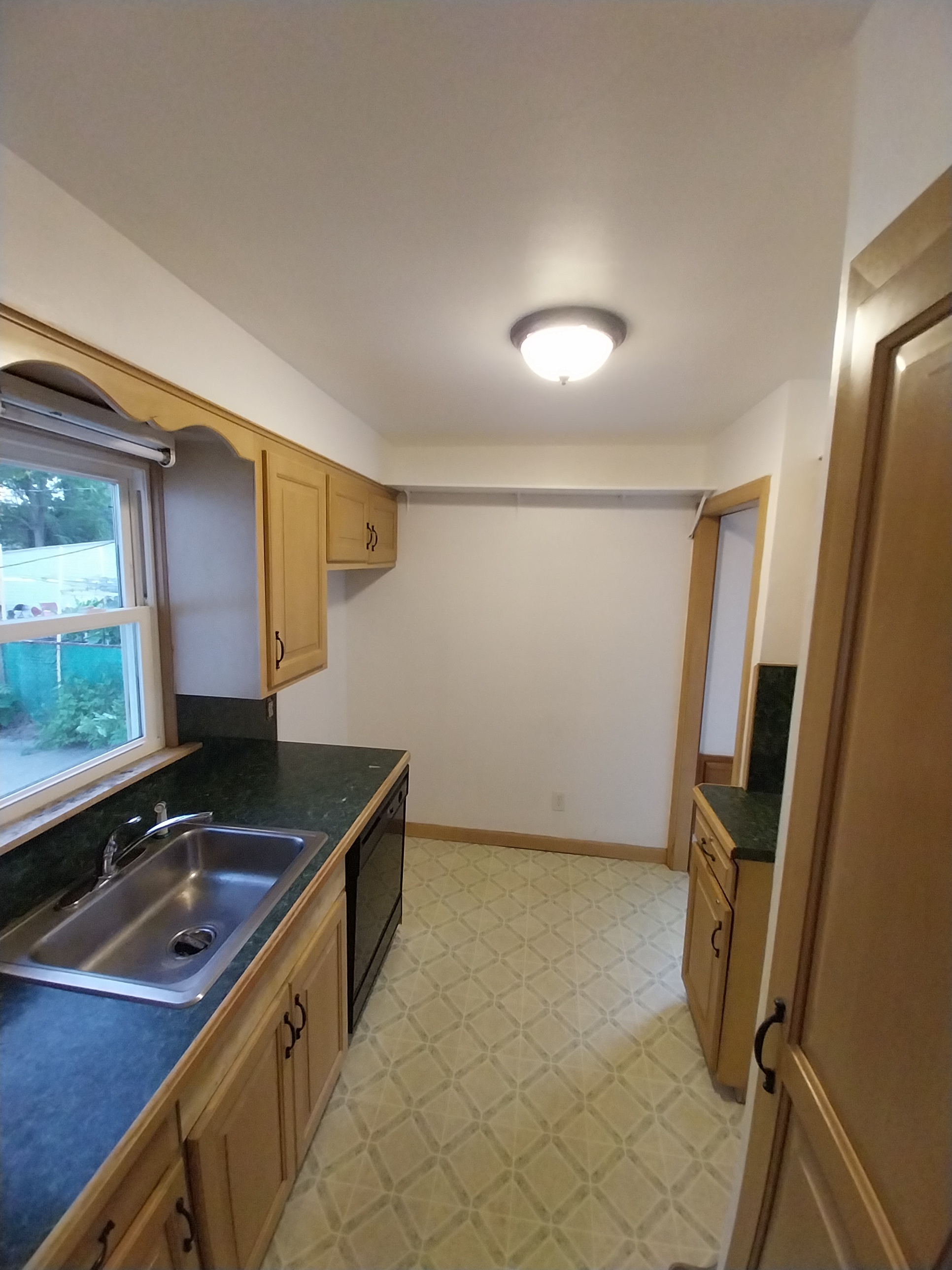 12904 Willard Ave – photo 4