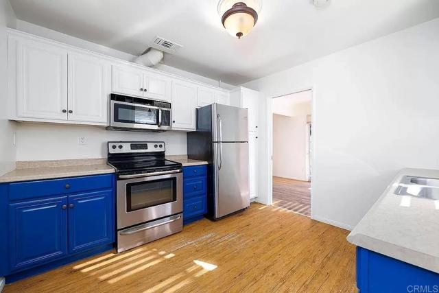 6985 Wisconsin Ave – photo 1