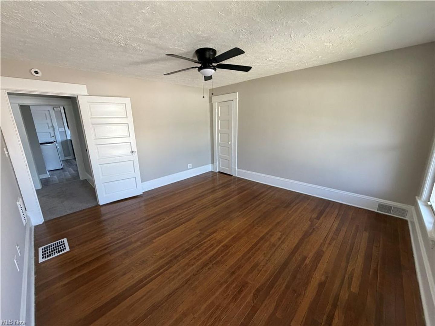 1462 Felton Rd unit Up – photo 3