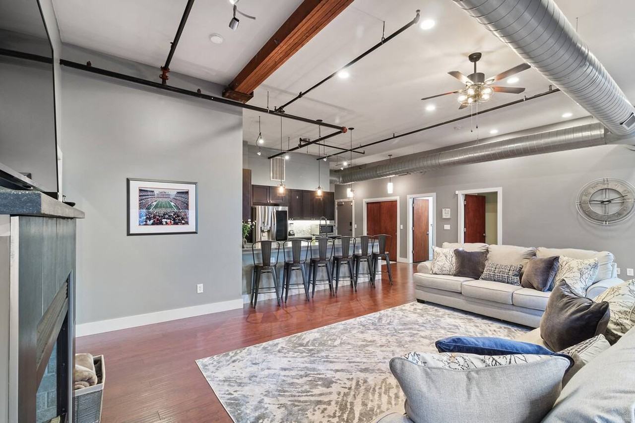 1260 W 4th St unit 1593984P – photo 2