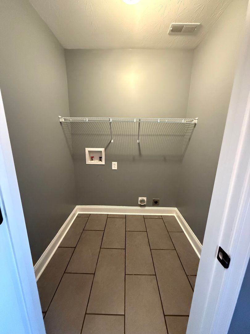 416 Elm St – photo 5