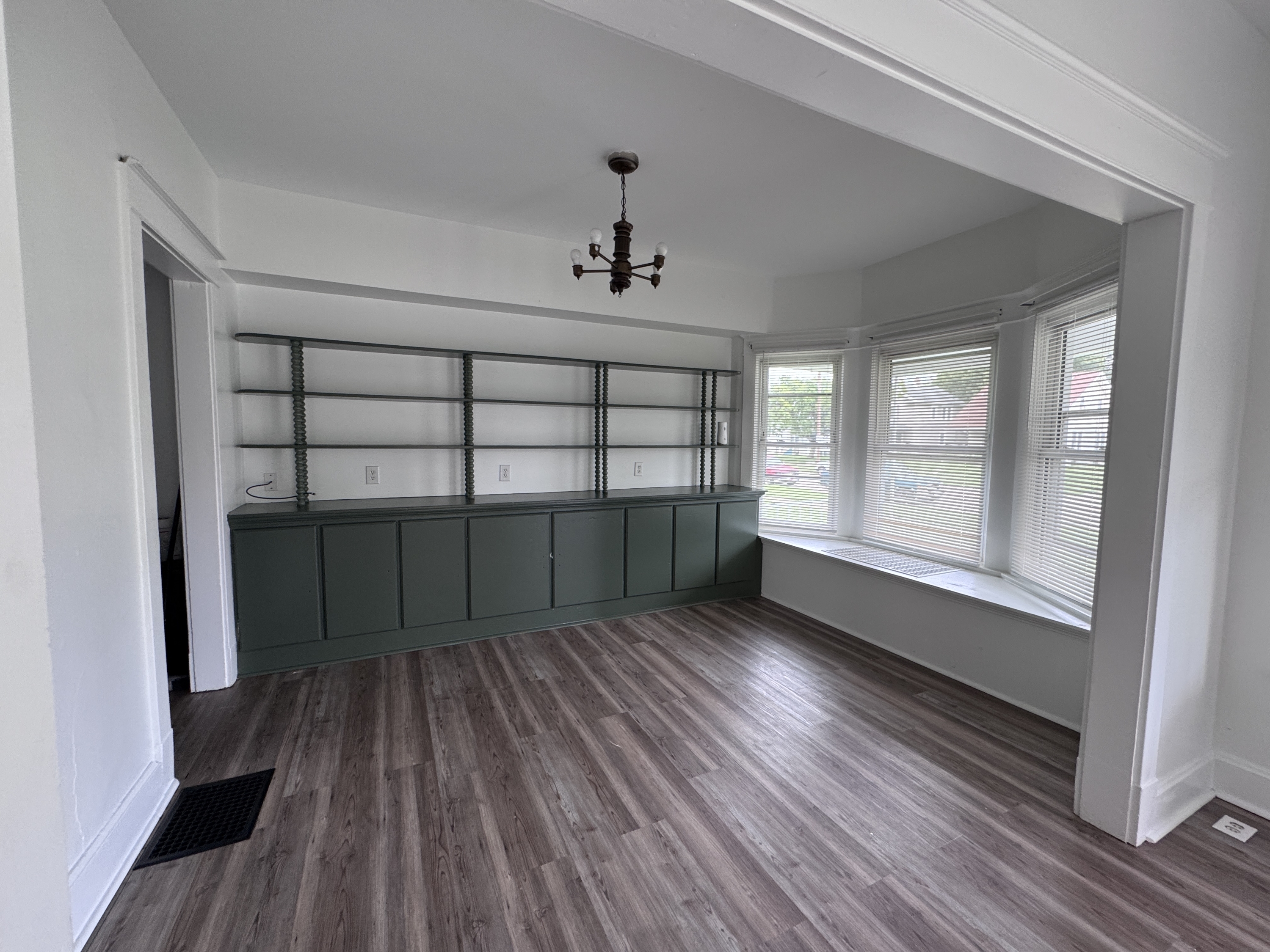 710 14th Ave – photo 2