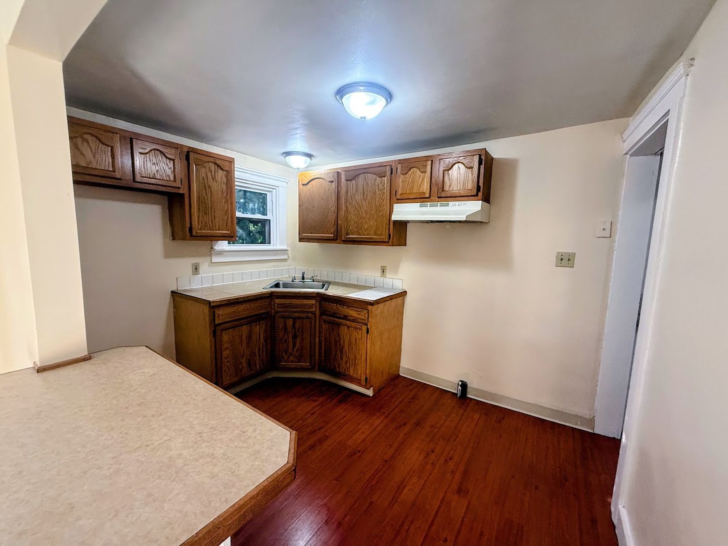 175 E Emerling Ave – photo 3