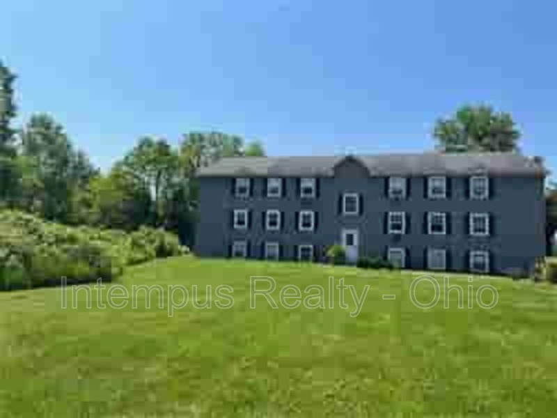 3805 Indian Run Dr unit 8 – photo 1