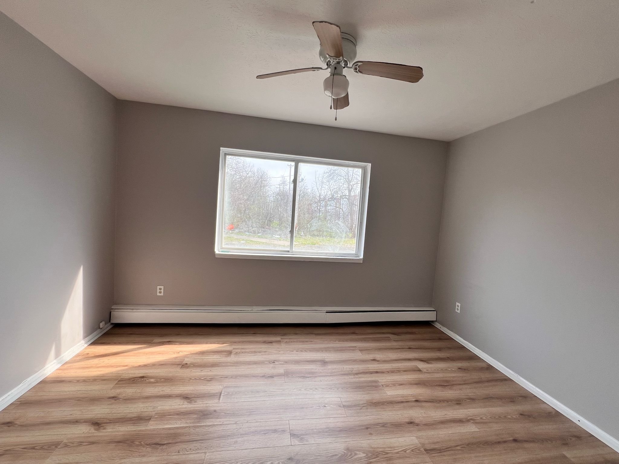 3265 E 143rd St unit 208 – photo 3