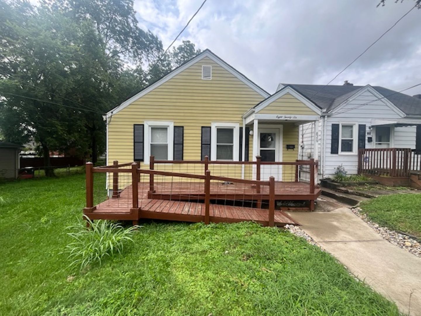 826 W Whitney Ave – photo 1