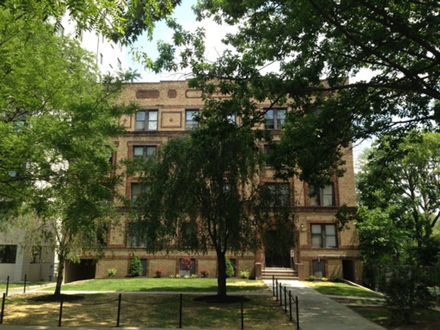 250 S Harrison St unit Apt 42 – photo 1