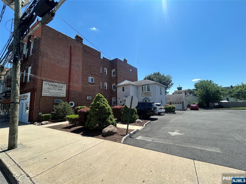 657 Van Houten Ave – photo 1