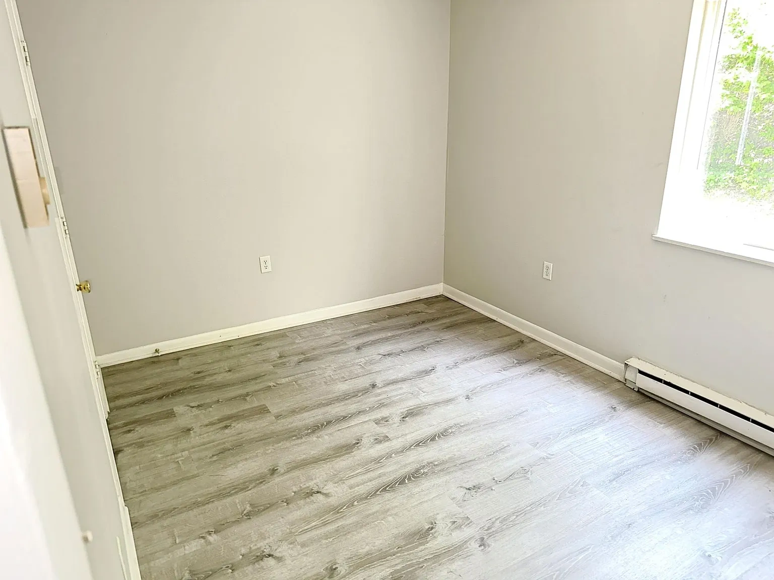 Erica Court Apartments – photo 3