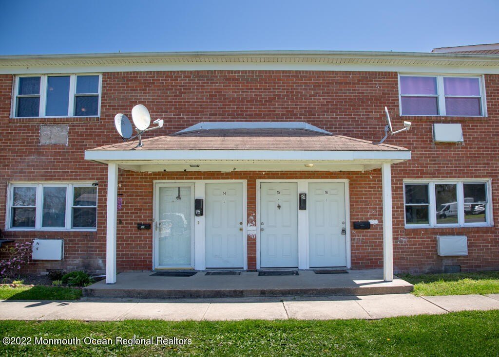 65 Steiner Ave #20 – photo 1