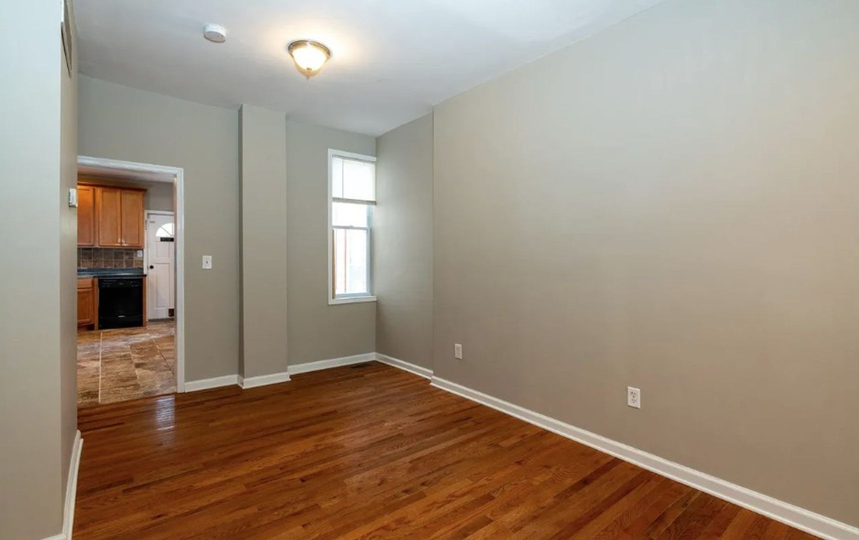 925 N Pine St – photo 3