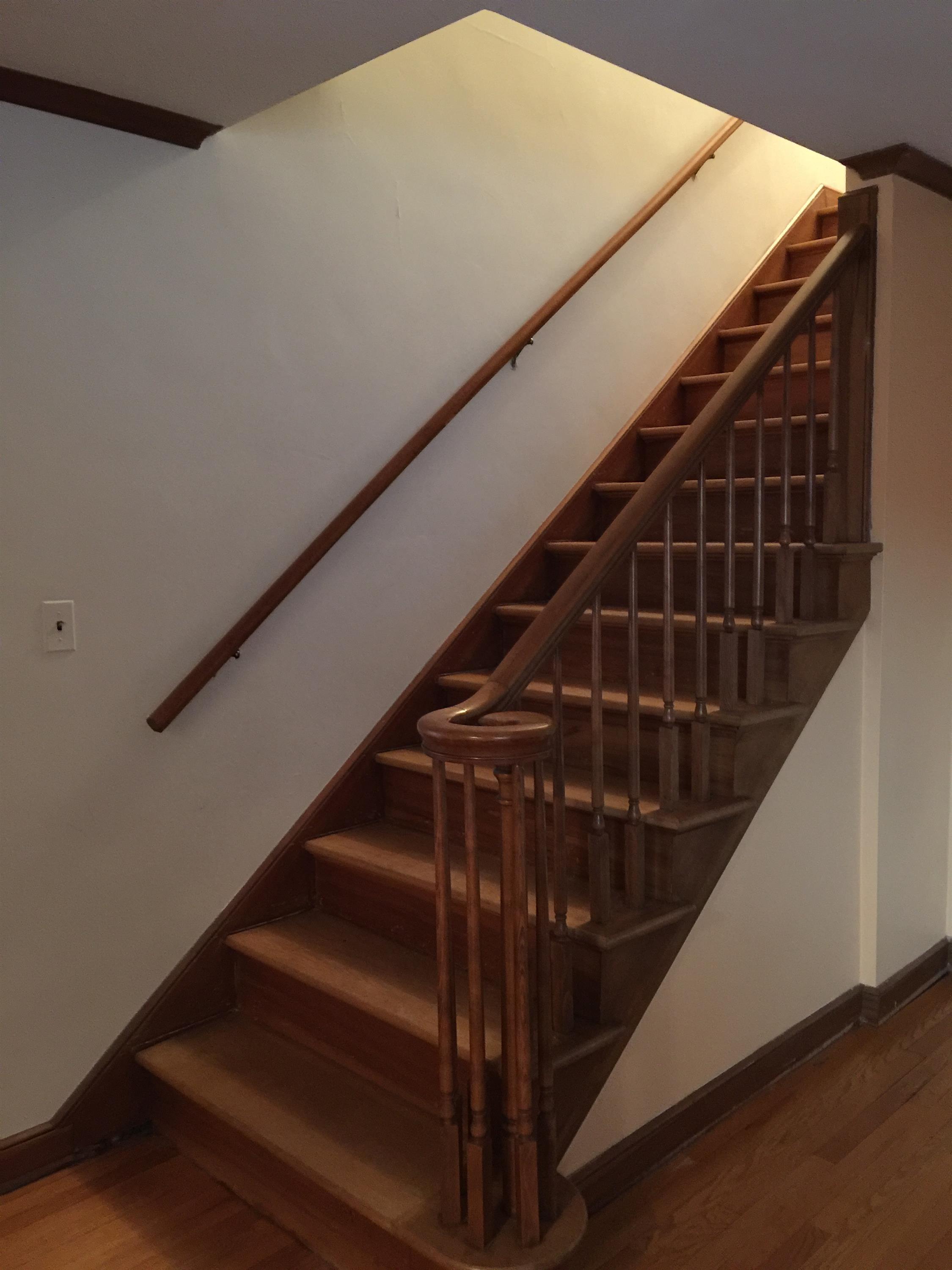 637 10th Ave – photo 2