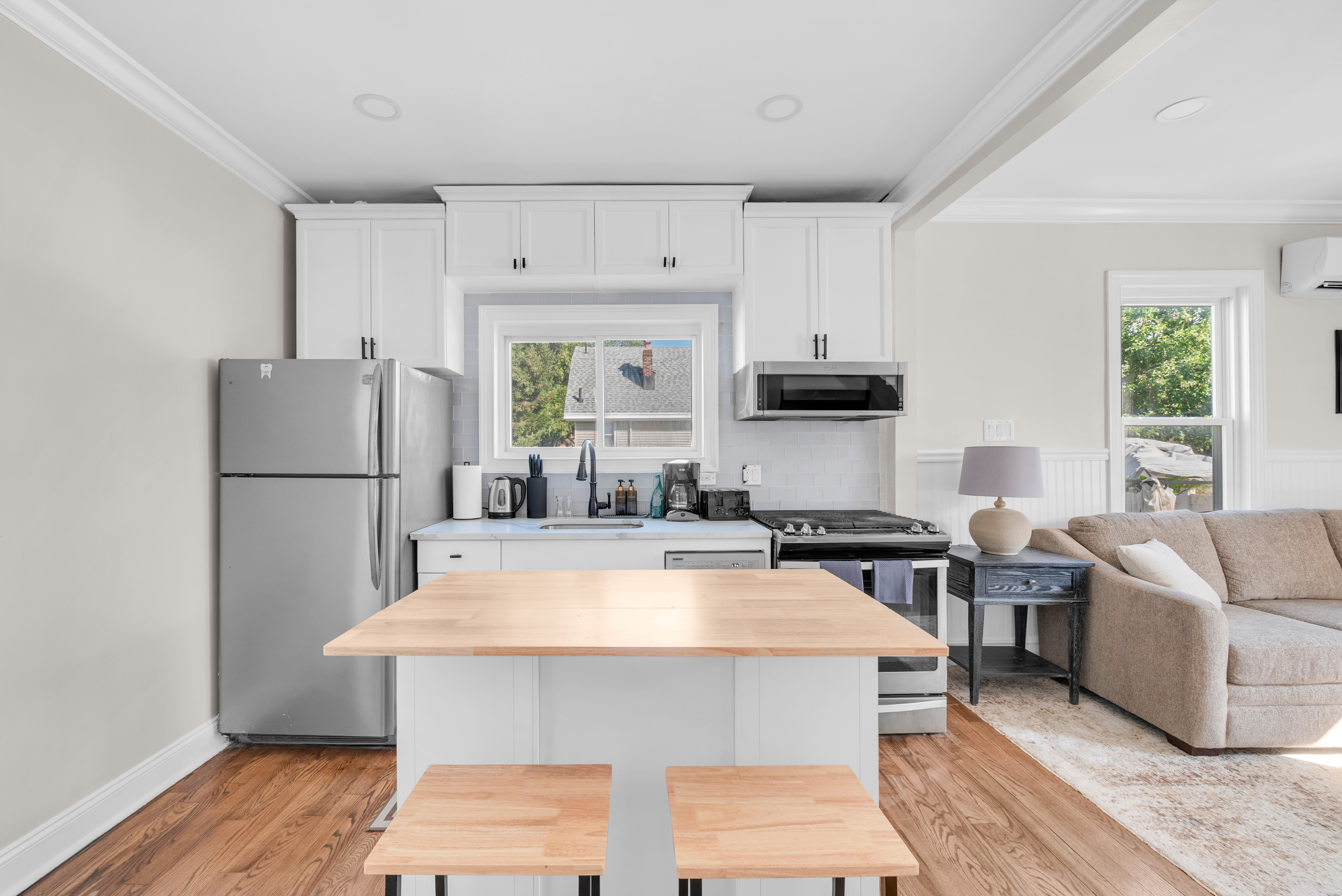 17 Hackett Pl unit 2 – photo 4