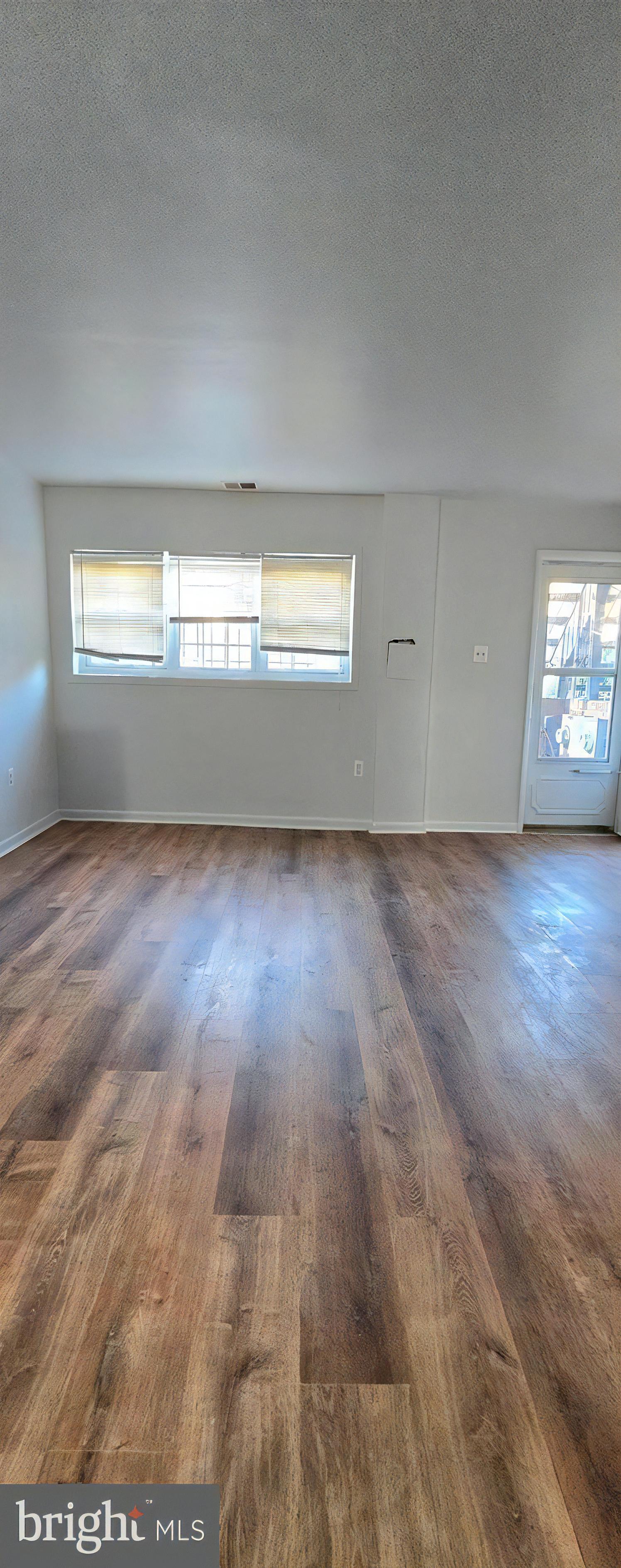 4641 6th St SE unit BASEMENT – photo 5