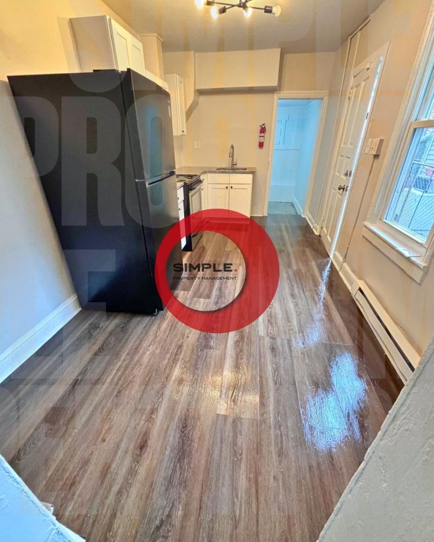 137 Wunder St – photo 2