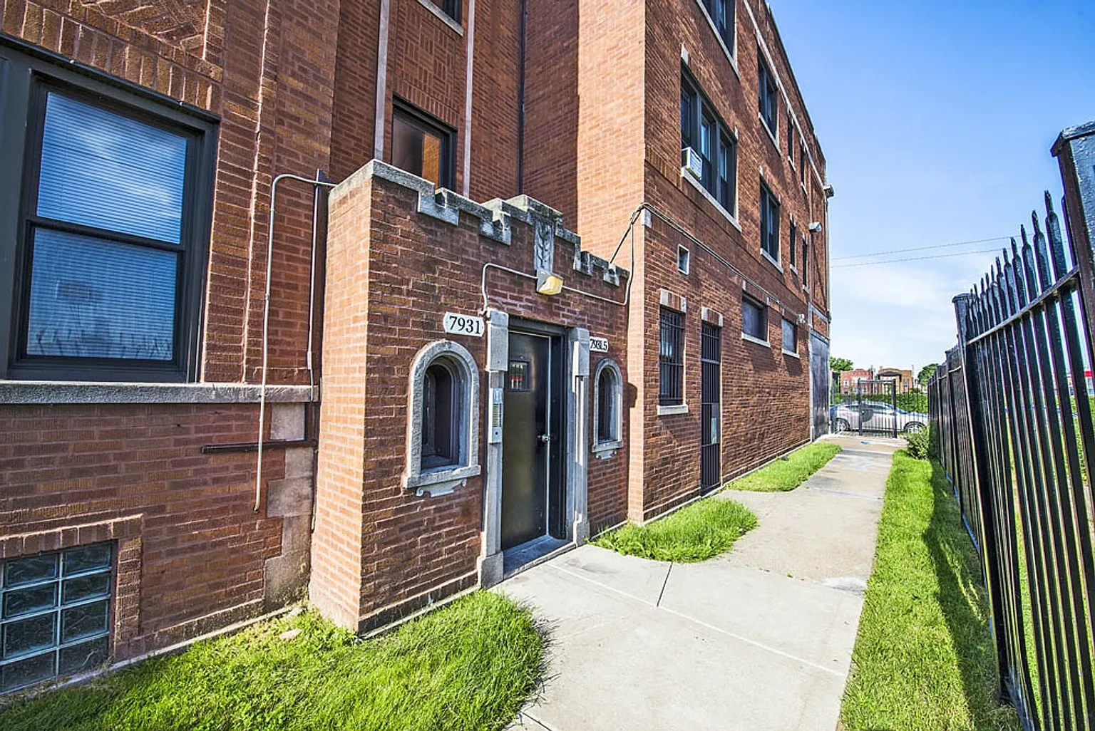 7929 S State – photo 2