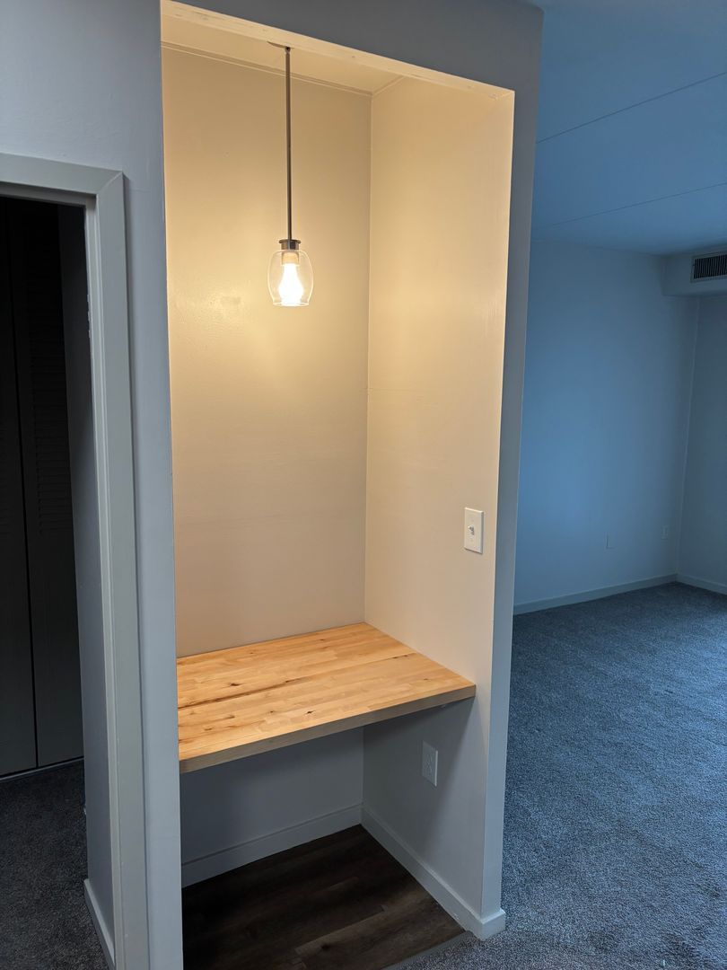 5 Grandview Ave unit 102 – photo 2