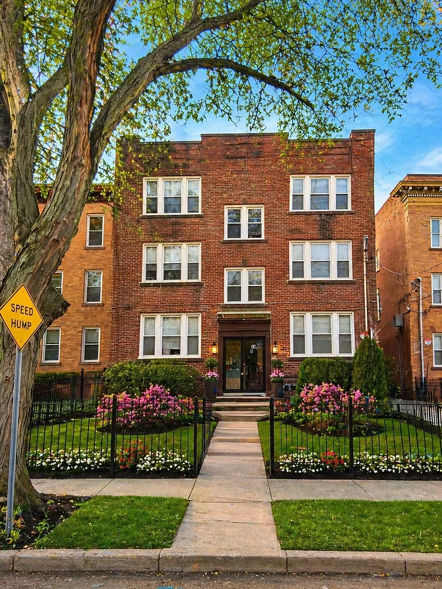 New Park Apartments – photo 3