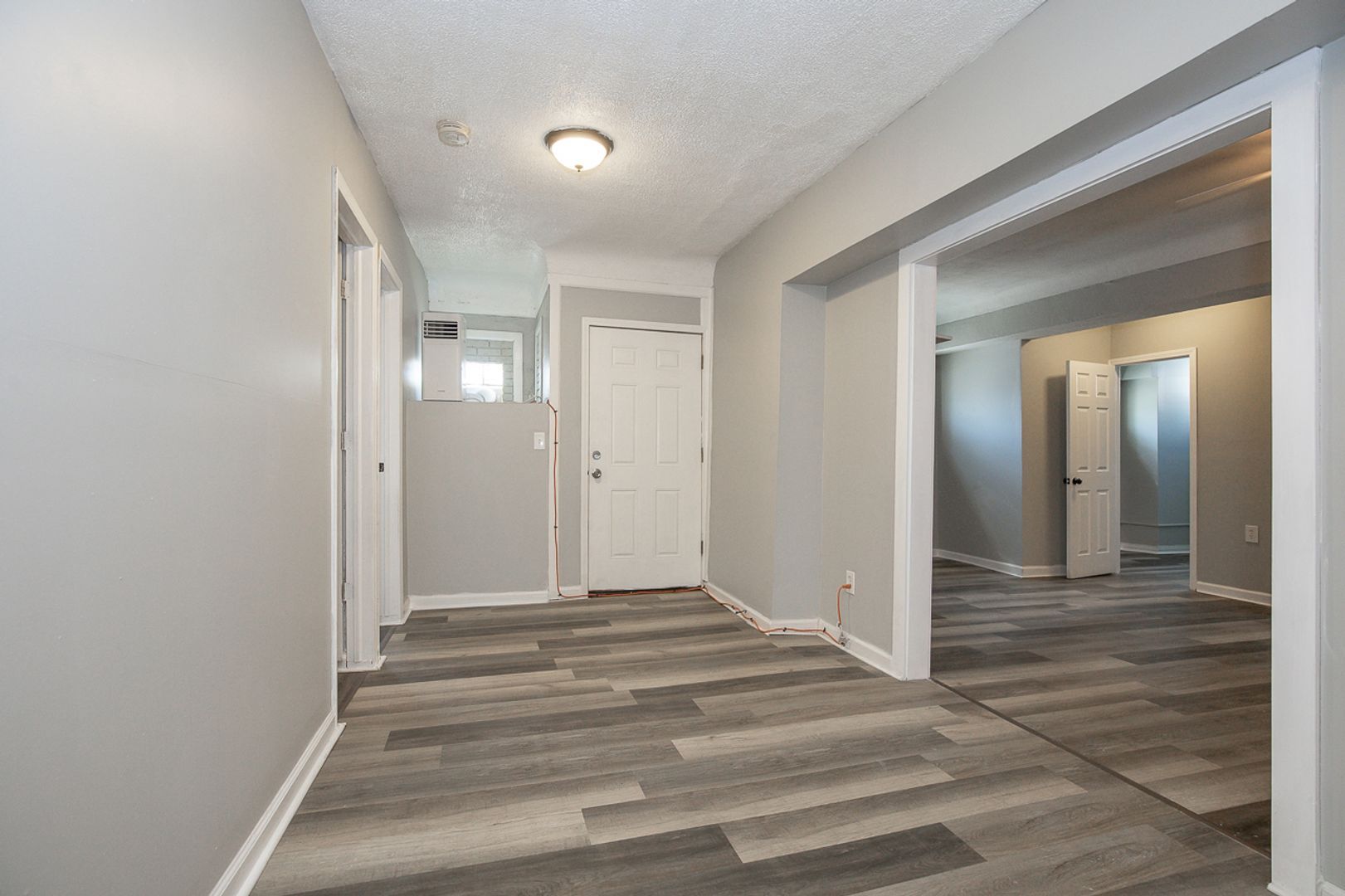 14222 Lorain Ave unit 14222 Lorain Unit A – photo 4