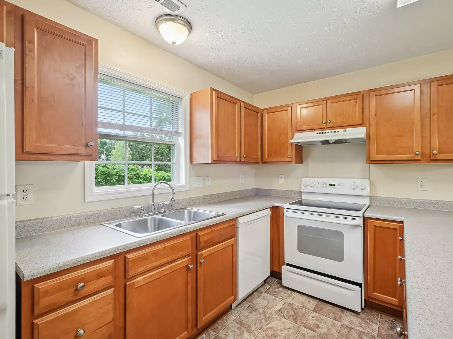 Morganton Arms Apartments – photo 3